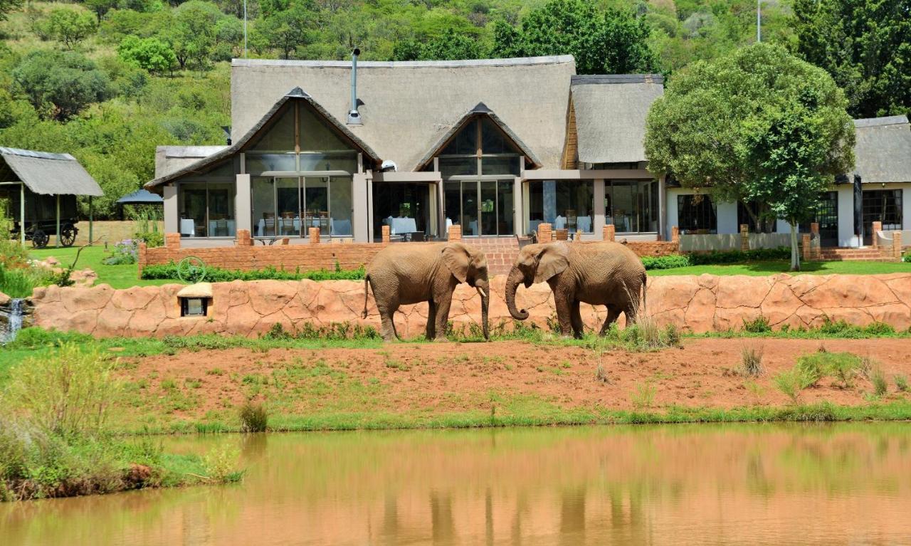 African Hills Safari Lodge & Spa Magaliesburg Eksteriør bilde