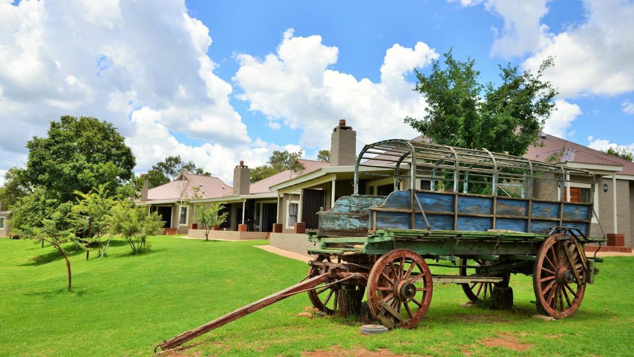 African Hills Safari Lodge & Spa Magaliesburg Eksteriør bilde
