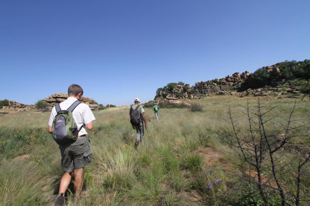 African Hills Safari Lodge & Spa Magaliesburg Eksteriør bilde