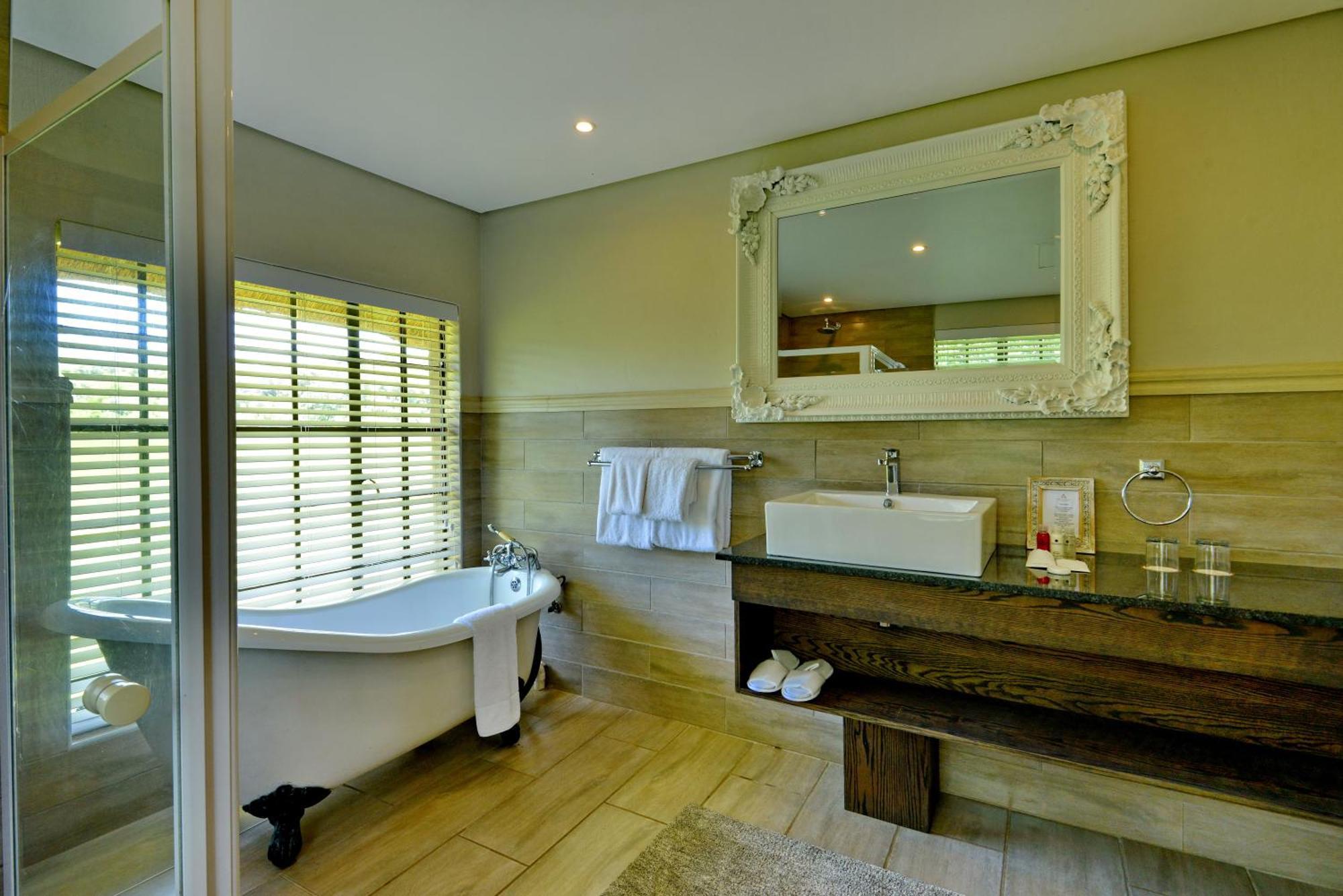 African Hills Safari Lodge & Spa Magaliesburg Eksteriør bilde
