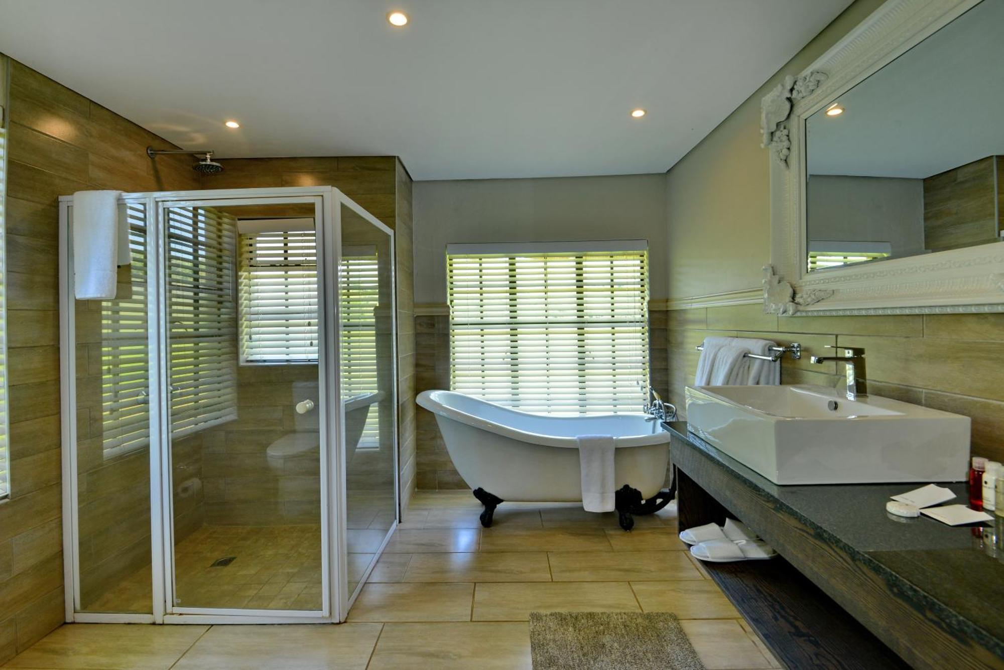 African Hills Safari Lodge & Spa Magaliesburg Eksteriør bilde