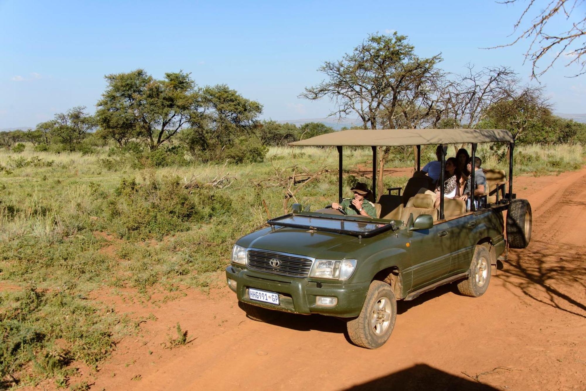African Hills Safari Lodge & Spa Magaliesburg Eksteriør bilde