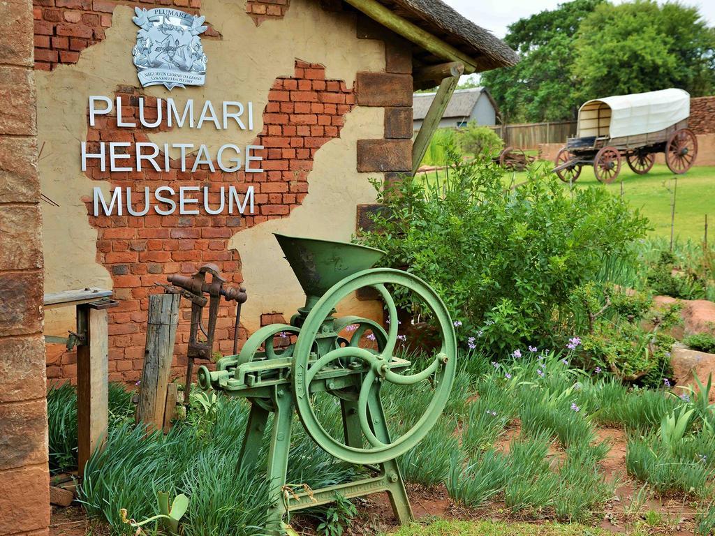 African Hills Safari Lodge & Spa Magaliesburg Eksteriør bilde